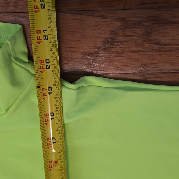 UNDER ARMOUR WOMEN'S FLORESCENT GREEN ATHLETIC CROP TOP SIZE XL - Picture 11 of 15
